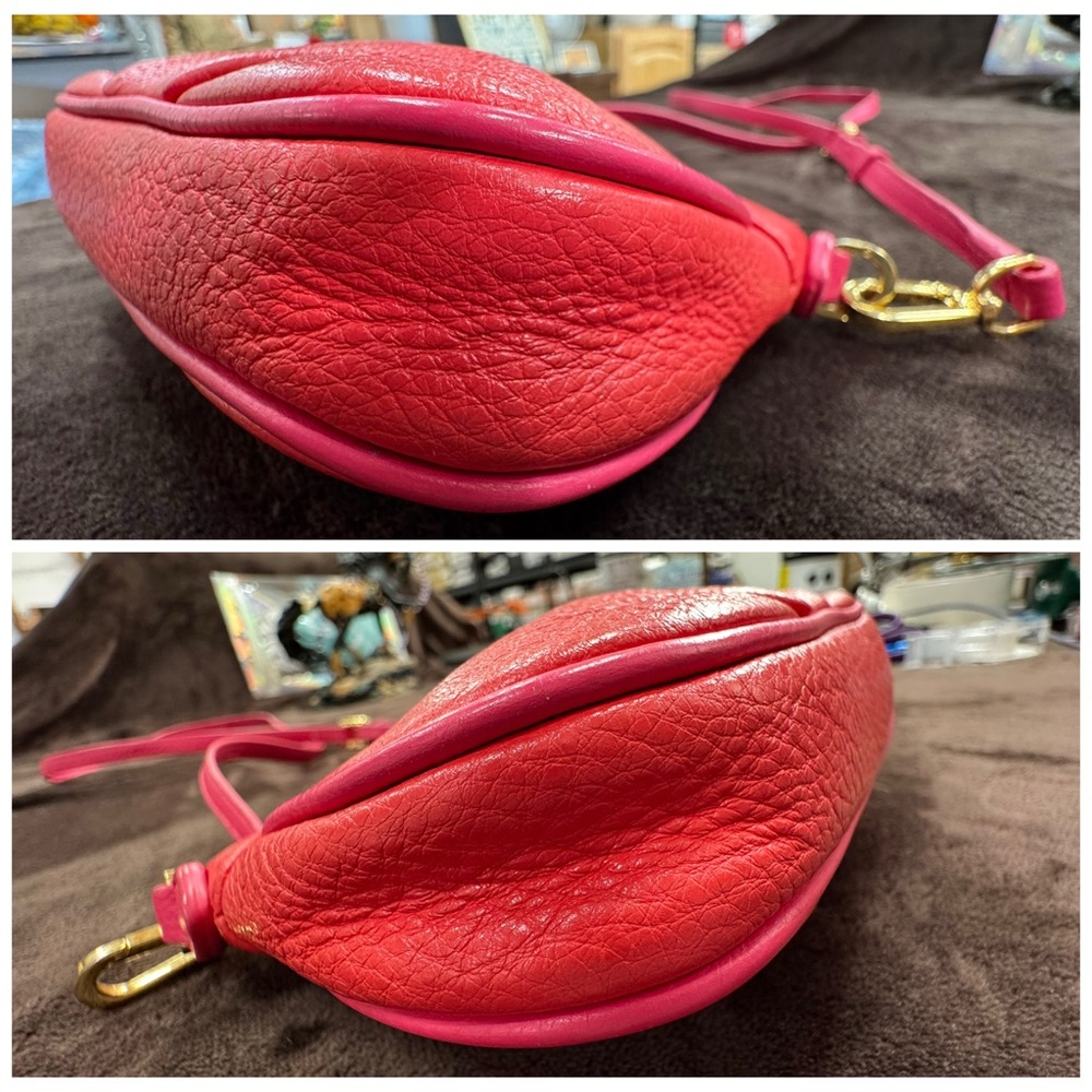 Tory Burch Vintage Vibrant Melon Crossbody Bag - Picture 4 of 7